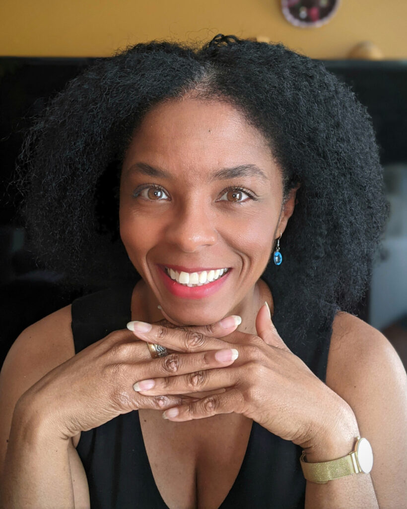 Portrait de Kwédi Alexandra, alias KAlex, Parisienne du Monde