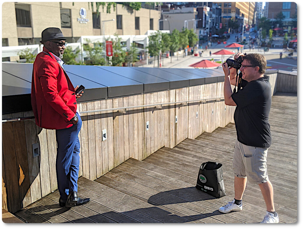 Ebohon et le photographe photographié, Negro Magnifico